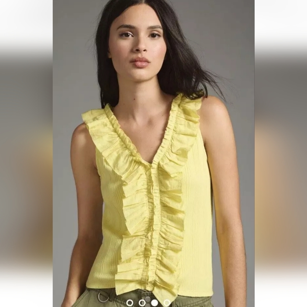 PILCRO‎ Yellow Ruffled Sleeveless Top